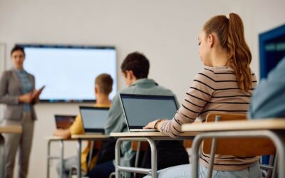 PROMUOVERE L’ALFABETIZZAZIONE DIGITALE E L’EDUCAZIONE DIGITALE